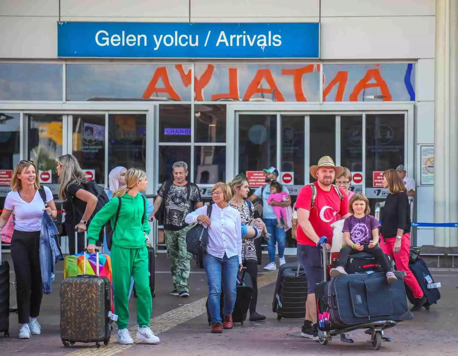 7 milyon Rus'un Türkiye'yi ziyaret etmesi bekleniyor