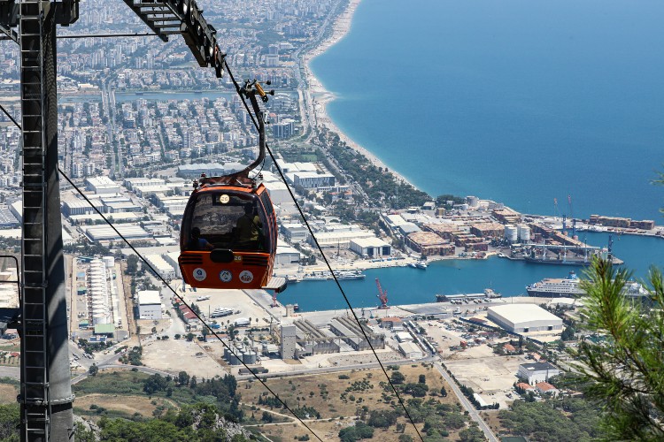 Tünektepe Teleferik yerli ve yabancıların gözdesi